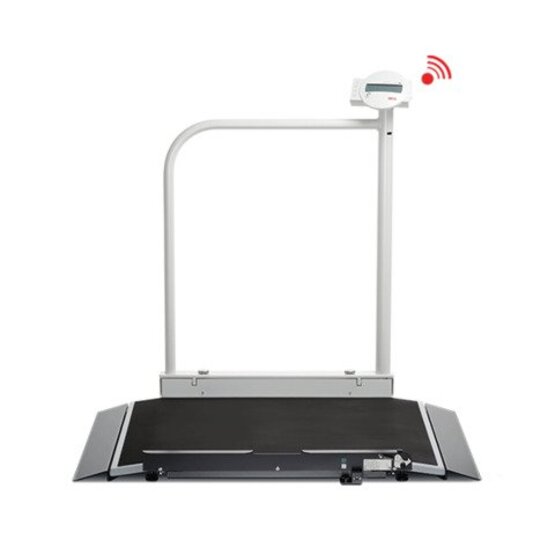 Wireless wheelchair scales with handrail and transport castors- SECA 677